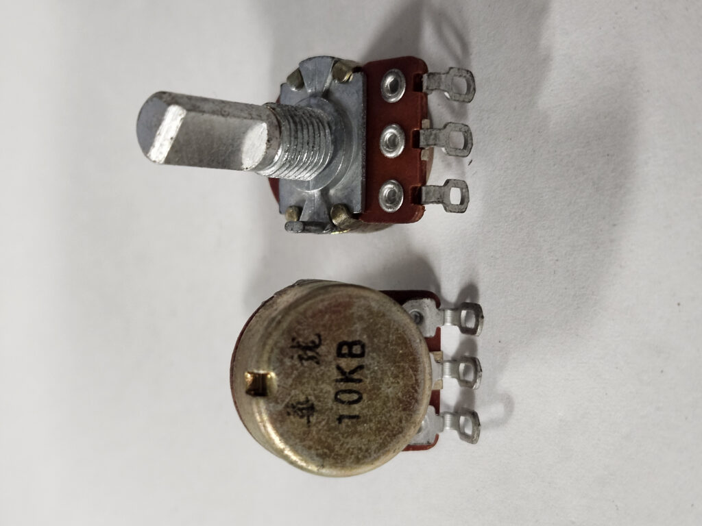 10KB Metal D-Shaft, 19mm