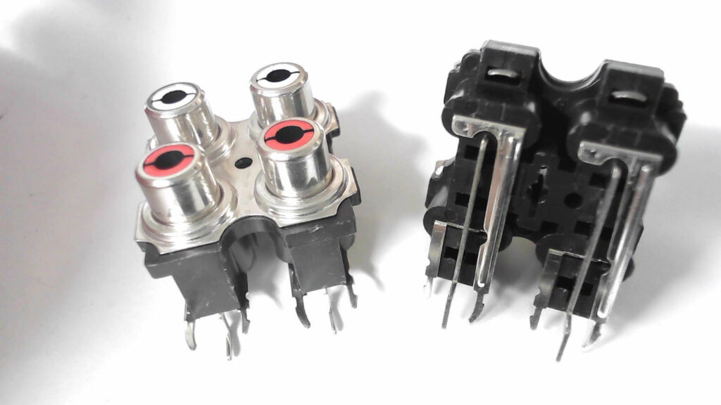4 RCA Female Socket