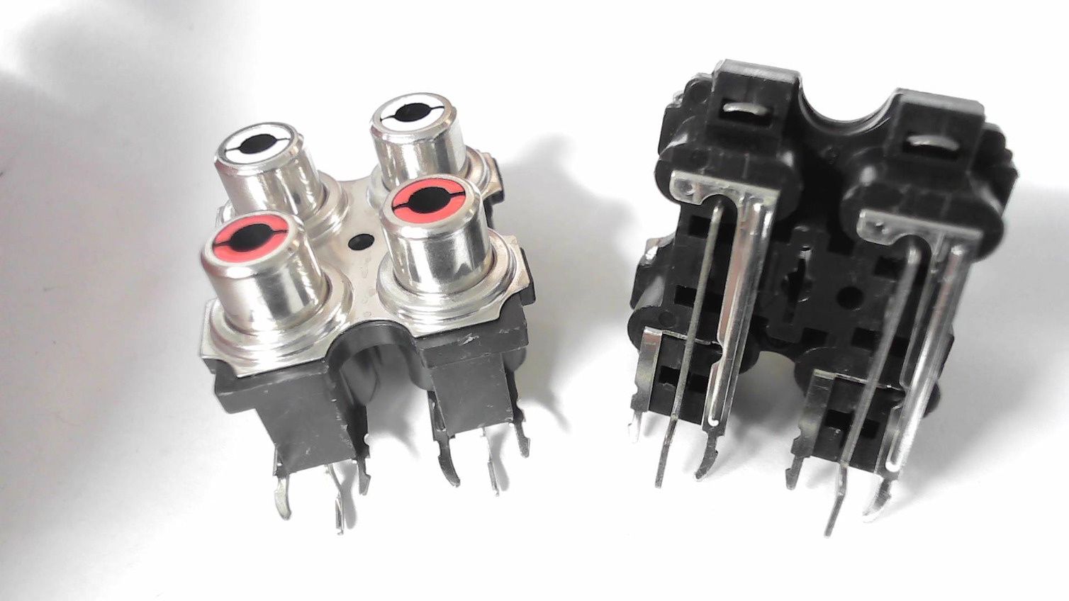 4 RCA Female Socket