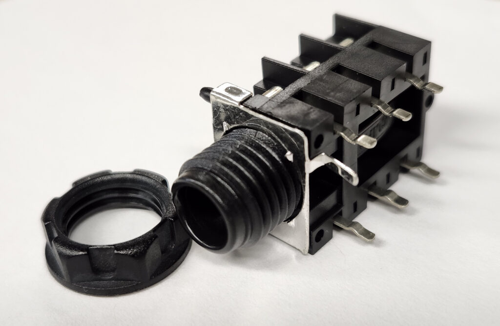 1/4" Stereo, TRS Headphone Jack