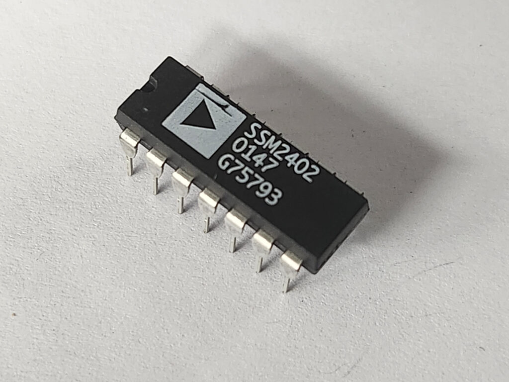 SSM2402