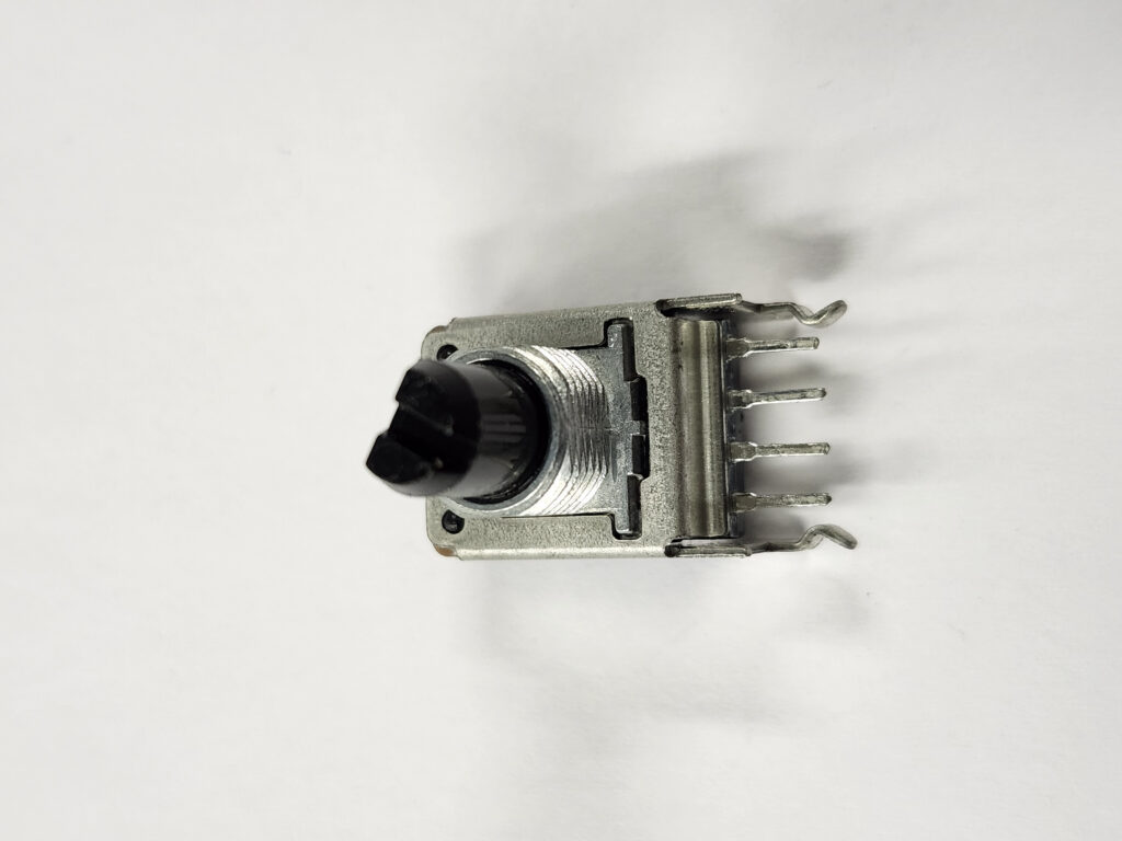 100KA, Plastic D-Shaft, 13mm