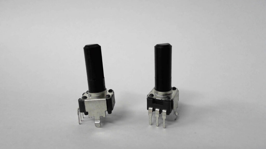 1K, Plastic D-Shaft, 18mm